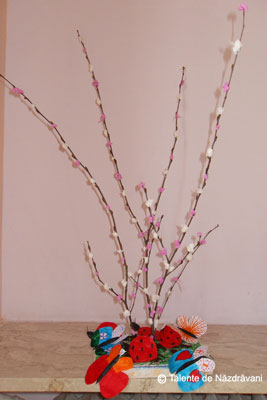 Copacel inflorit. Macheta de primavara. Spring tree
