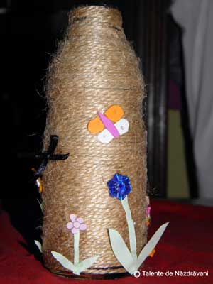 Sticla decorata cu sfoara de canepa