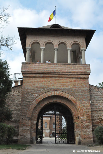 Poarta castelului - Mogoșoaia