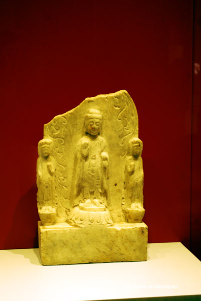 Statuie de piatra infatisandul pe Buddha ~550 d.Ch.