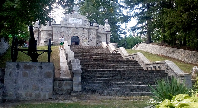 Mausoleul eroilor de la Soveja - Vrancea